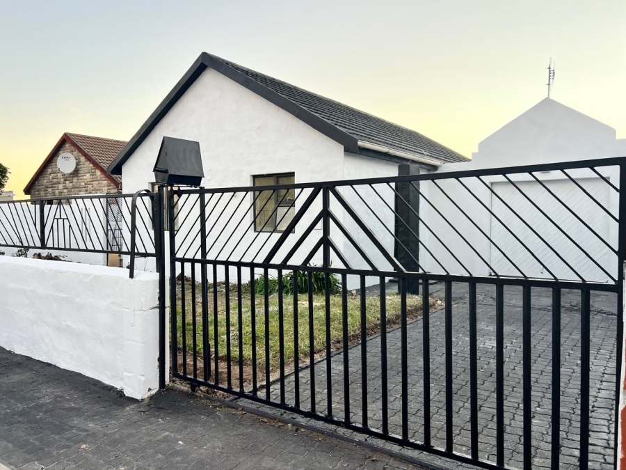 3 Bedroom Property for Sale in Malibu Village Western Cape